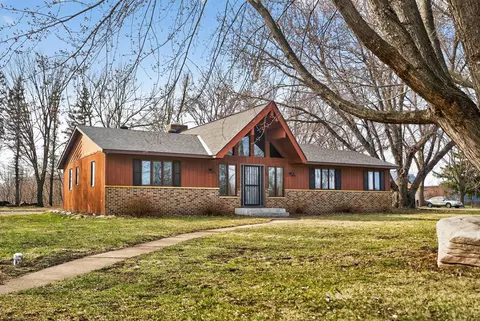 280 Poplar Ln, Annandale, MN 55302