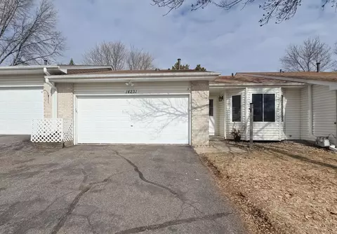 14231 Glencove Trl, Apple Valley, MN 55124