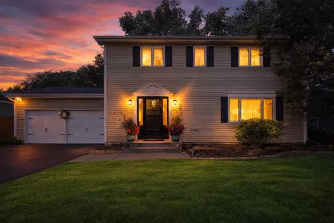 6925 Willow Ln, Brooklyn Center, MN 55430