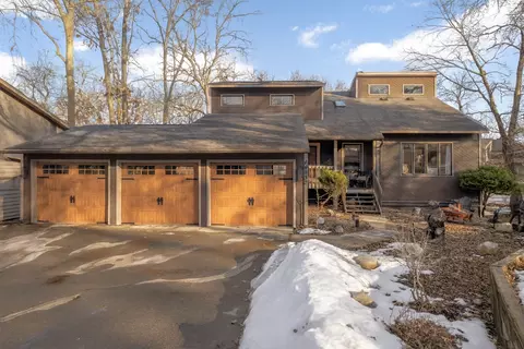 14832 Hickory Ct, Eden Prairie, MN 55346