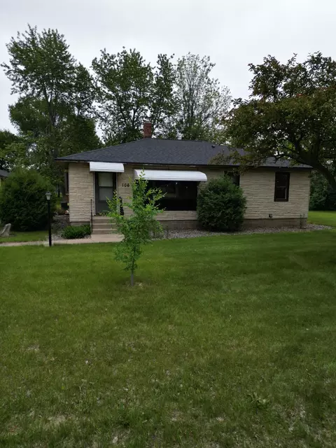 106 Oak Ave, Ottertail, MN 56571
