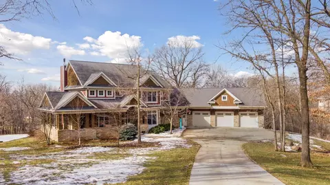 1303 Creek Ln SW, Rochester, MN 55902