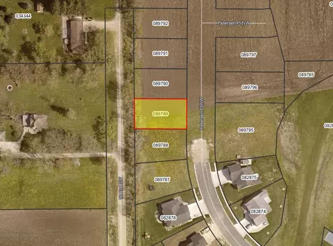 1130 Petersen Ct NW, Stewartville, MN 55976