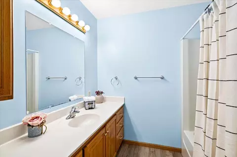 Bath - 14 Michele Ln, Esko, MN 55733 photo 1 of 2