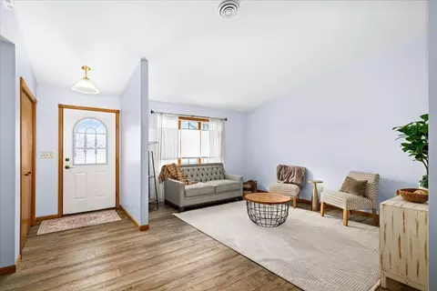 Entry Way - 14 Michele Ln, Esko, MN 55733 photo 1 of 4