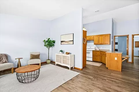 Living - 14 Michele Ln, Esko, MN 55733 photo 2 of 2