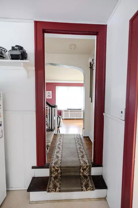 Entry Way - 405 E 3rd St, Morris, MN 56267 photo 2 of 8