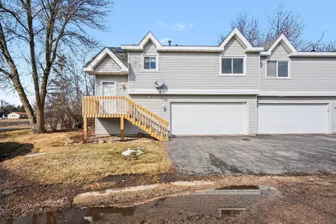 8714 Glasgow Ln, Saint Bonifacius, MN 55375