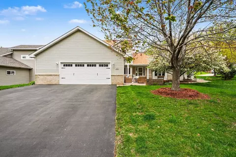 2635 79th St E, Inver Grove Heights, MN 55076