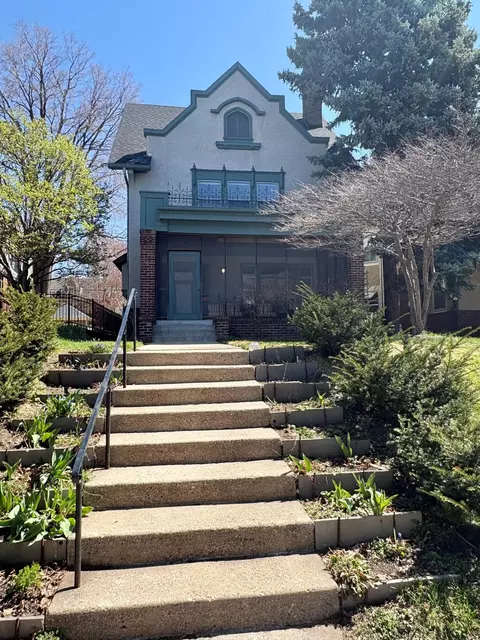 2421 Irving Ave S, Minneapolis, MN 55405