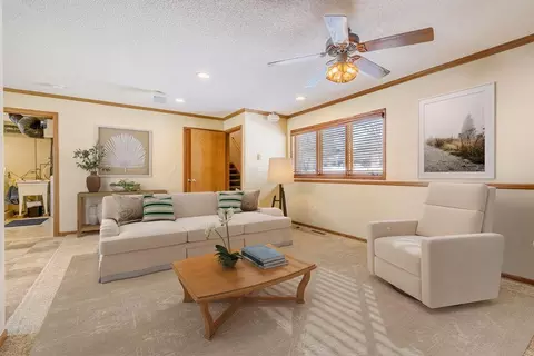 Living - 2658 Shadow Ln, Chaska, MN 55318 photo 5 of 6