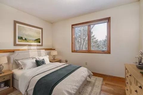 Bedroom - 2658 Shadow Ln, Chaska, MN 55318 photo 5 of 5