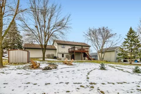Exterior - 2658 Shadow Ln, Chaska, MN 55318 photo 5 of 29
