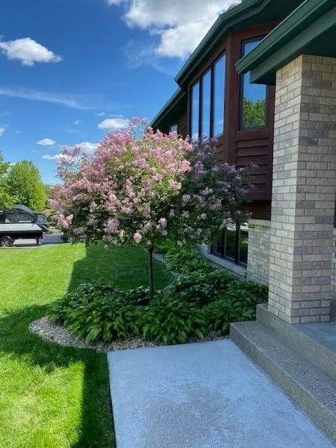 Exterior - 2658 Shadow Ln, Chaska, MN 55318 photo 12 of 29