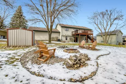 Exterior - 2658 Shadow Ln, Chaska, MN 55318 photo 6 of 29