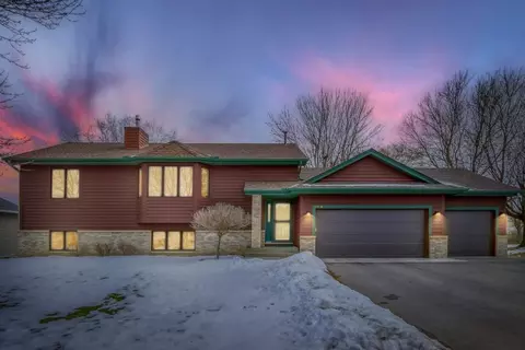 Exterior - 2658 Shadow Ln, Chaska, MN 55318 photo 11 of 29