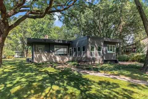 123 Talmadge Way NE, Fridley, MN 55432