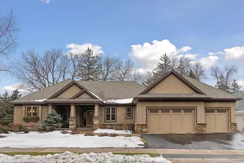 2121 Crestview Dr, Excelsior, MN 55331 photo 2
