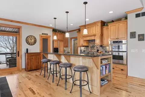 2121 Crestview Dr, Excelsior, MN 55331 photo 11