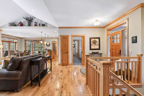 2121 Crestview Dr, Excelsior, MN 55331 photo 7