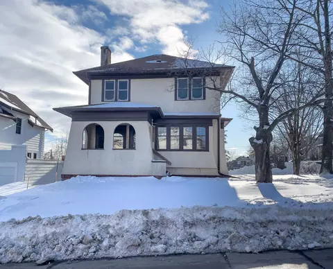 629 N 19th Ave E, Duluth, MN 55812