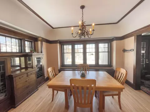 Dining - 629 N 19th Ave E, Duluth, MN 55812 photo 3 of 3