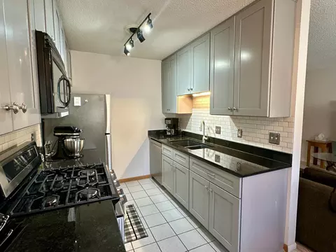 Kitchen - 1621 City View Dr, Eagan, MN 55121 photo 1 of 2