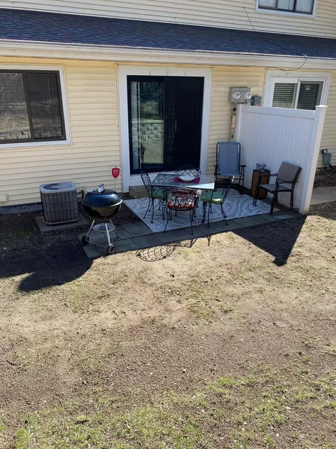Exterior - 1621 City View Dr, Eagan, MN 55121 photo 3 of 3
