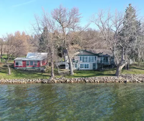 27785 N Shore Dr, Starbuck, MN 56381