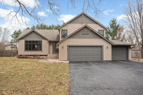 7104 Mourning Dove Rd, Circle Pines, MN 55014
