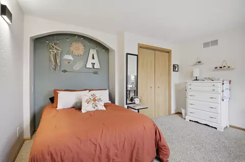 Bedroom - 1710 16th St SW, Austin, MN 55912 photo 5 of 8