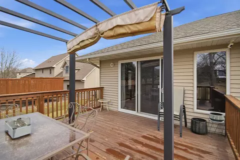 Exterior - 1710 16th St SW, Austin, MN 55912 photo 5 of 7