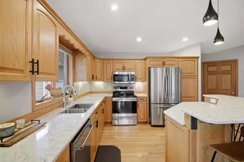 Kitchen - 1710 16th St SW, Austin, MN 55912 photo 2 of 3
