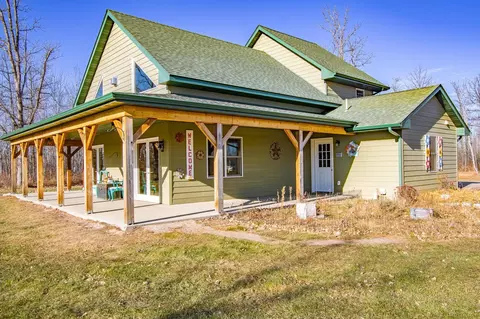 Exterior - 6014 Brown Rd, Kettle River, MN 55757 photo 2 of 2