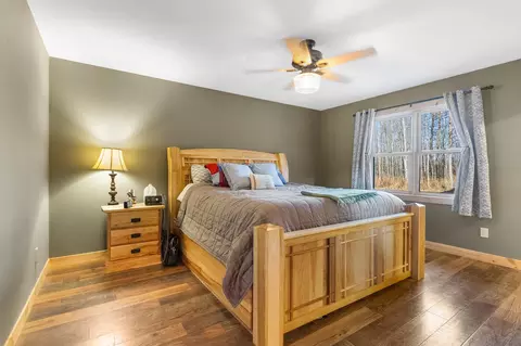 Bedroom - 6014 Brown Rd, Kettle River, MN 55757 photo 3 of 5