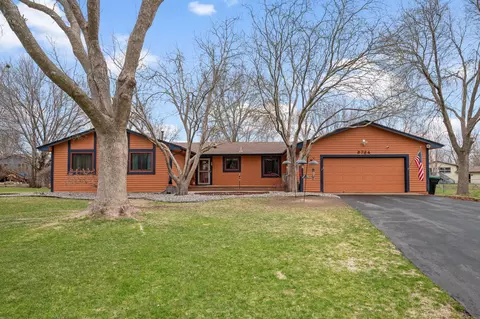 9784 Kirkwood Ln N, Maple Grove, MN 55369