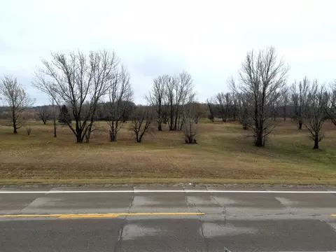 499 Nn County Highway 9, Pelican Rapids, MN 56572