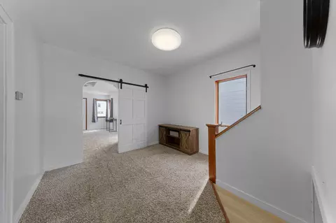 Entry Way - 711 8th St NW, Austin, MN 55912 photo 1 of 3