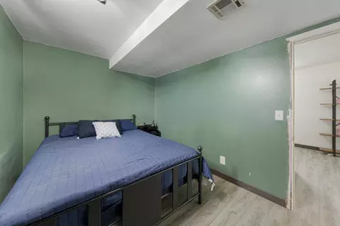 Bedroom - 711 8th St NW, Austin, MN 55912 photo 7 of 7