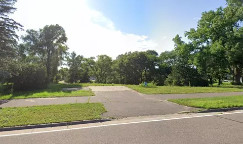 15360 Sunfish Lake Blvd NW, Anoka, MN 55303