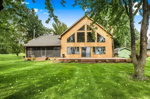 10360 Benesh Dr SW, Alexandria, MN 56308