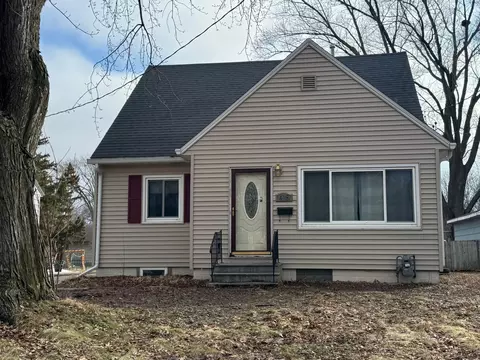 415 Mckinley Ave, North Mankato, MN 56003