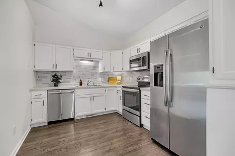 9229 Orchard Ln, Monticello, MN 55362
