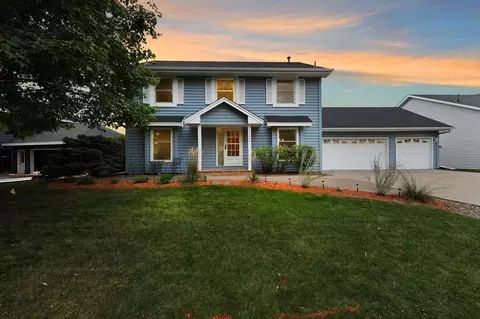 13840 York Ave S, Burnsville, MN 55337