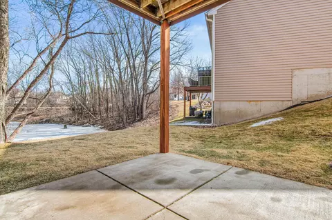Exterior - 4134 Oakbrooke Trl, Eagan, MN 55122 photo 5 of 6