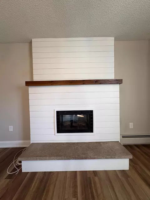 Living - 35 3rd St SE, Plainview, MN 55964 photo 4 of 4