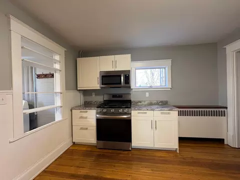 Kitchen - 35 3rd St SE, Plainview, MN 55964 photo 2 of 5