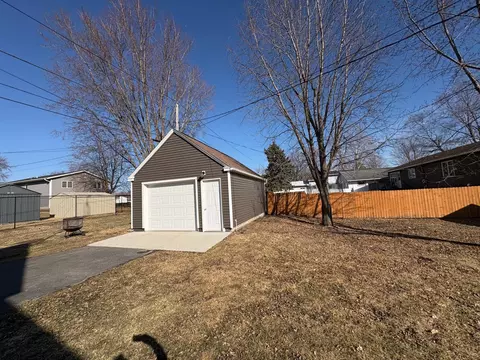 Exterior - 35 3rd St SE, Plainview, MN 55964 photo 5 of 5