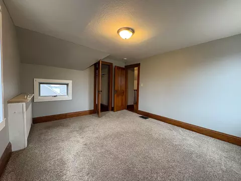 Bedroom - 35 3rd St SE, Plainview, MN 55964 photo 4 of 7