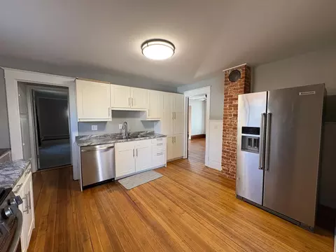 Kitchen - 35 3rd St SE, Plainview, MN 55964 photo 5 of 5